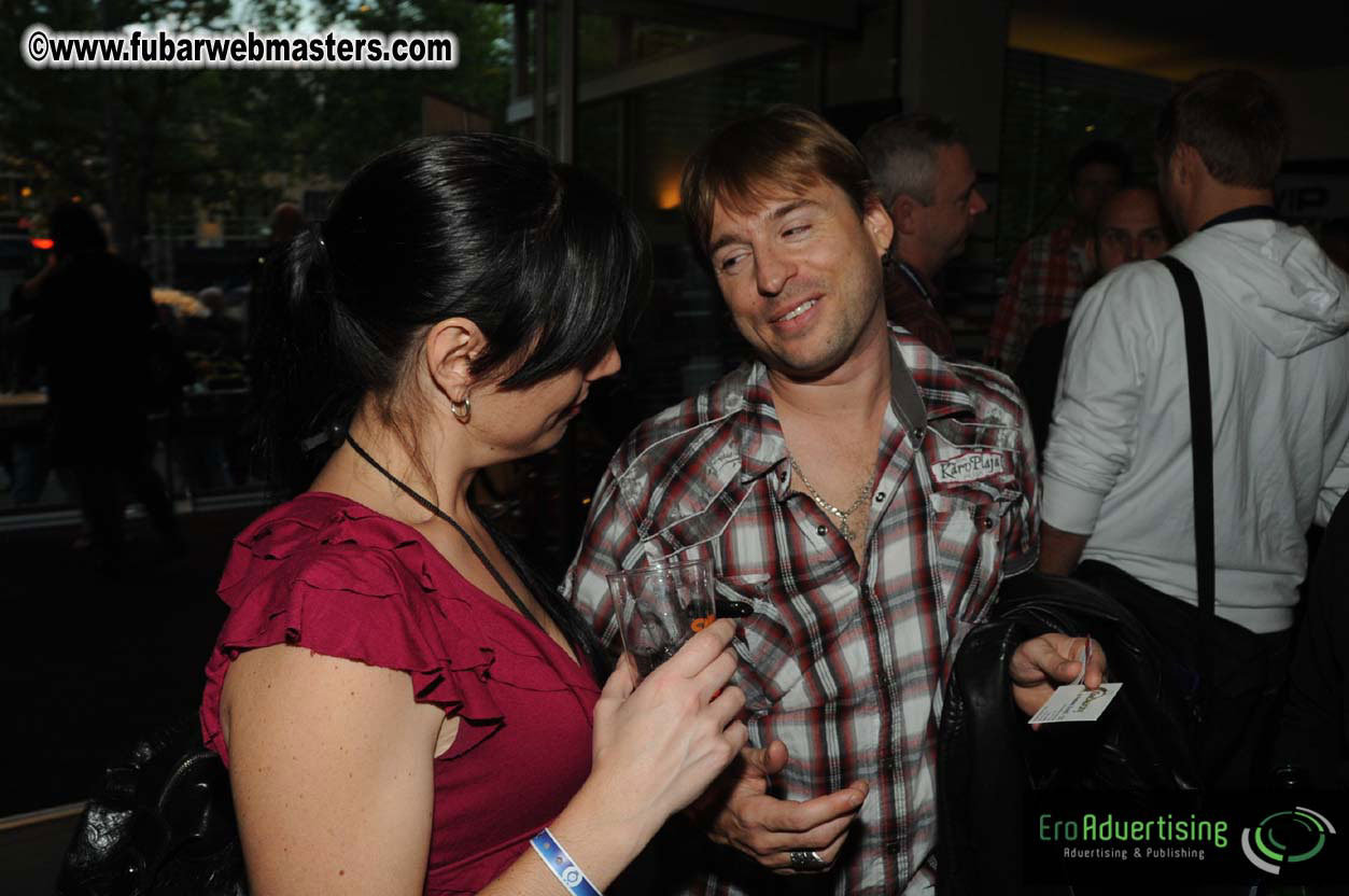 Opening Cocktail Reception