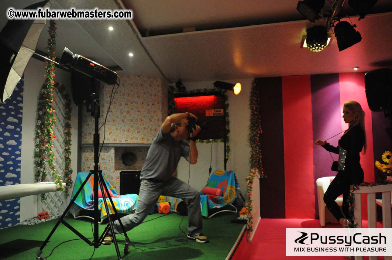 Payserve GroupSex Affiliate Porn Shoot