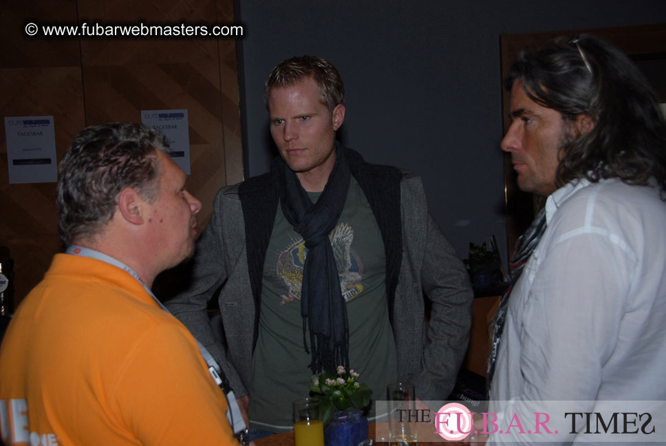 Seminars, Show Floor and Speed Networking