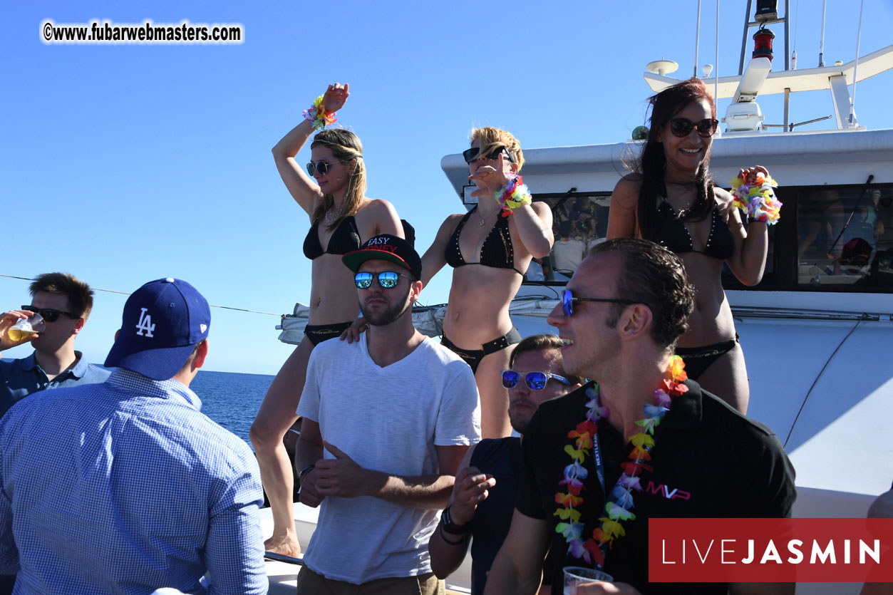 Boat Trip with Cool Drinks & Hot Girls