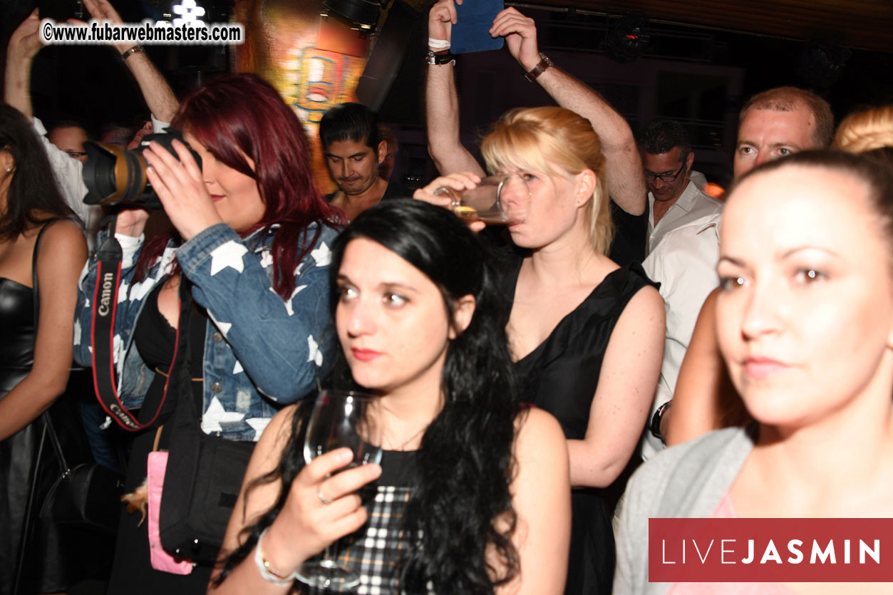 EWT VIP Party at Alex?Çÿs Lounge