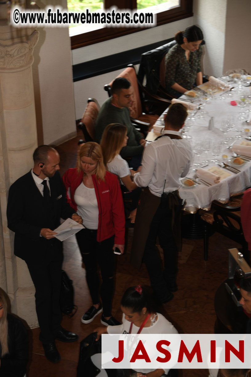 City Sightseeing and Lunch @ Halasz Bastya 