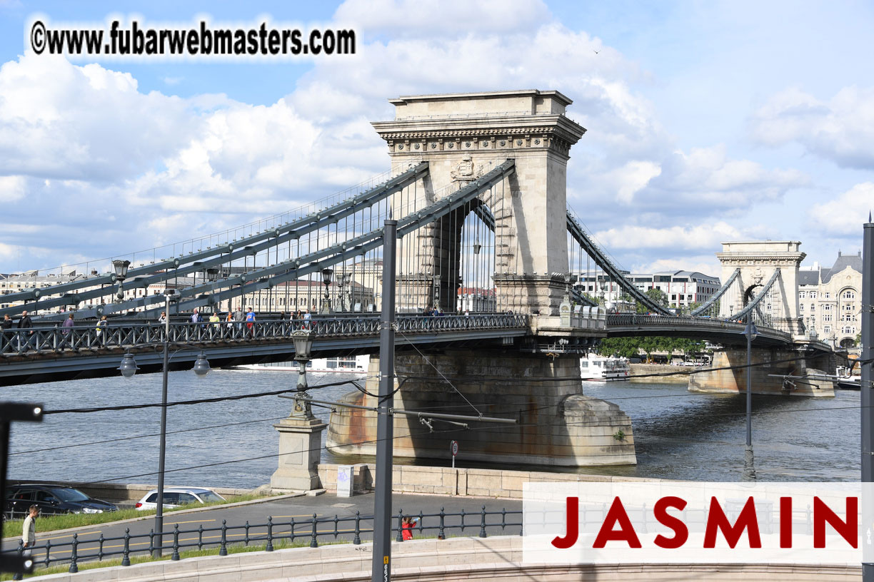 City Sightseeing and Lunch @ Halasz Bastya 