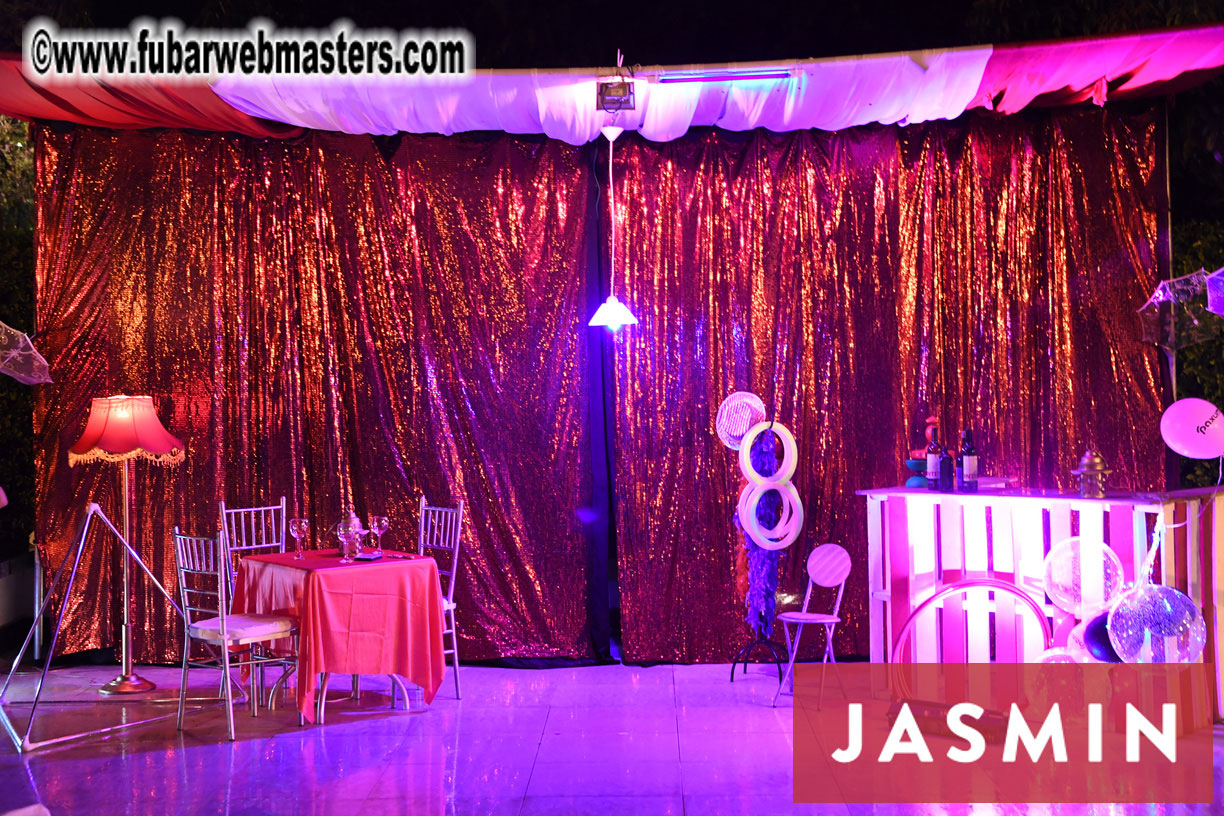 Welcome party: Pink and black party