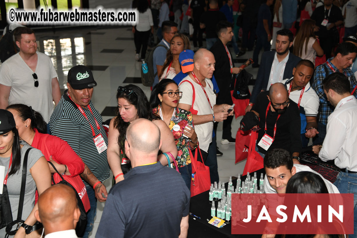 Industry meet market: the adult and webcam models