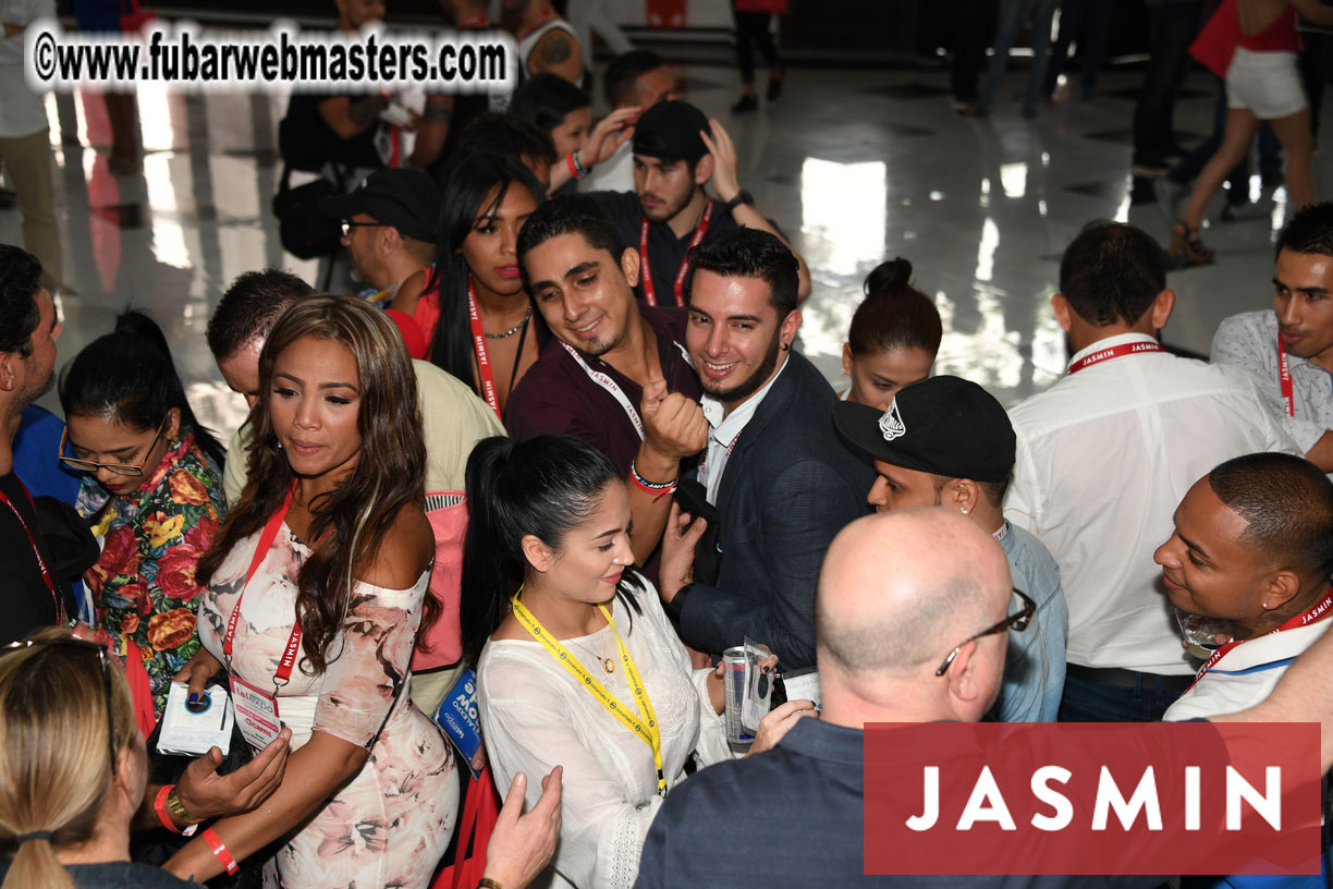 Industry meet market: the adult and webcam models