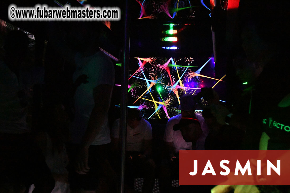 BongaCash Party Bus