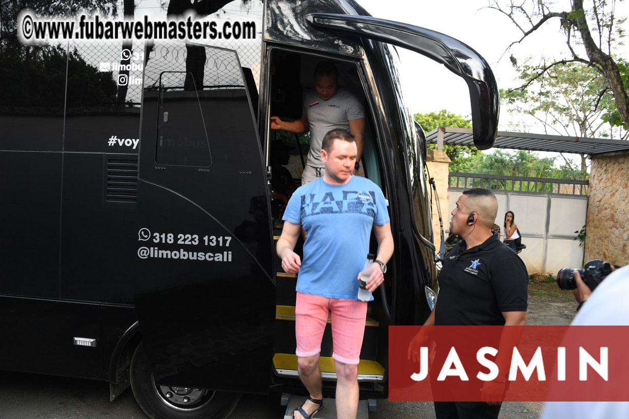 BongaCash Party Bus