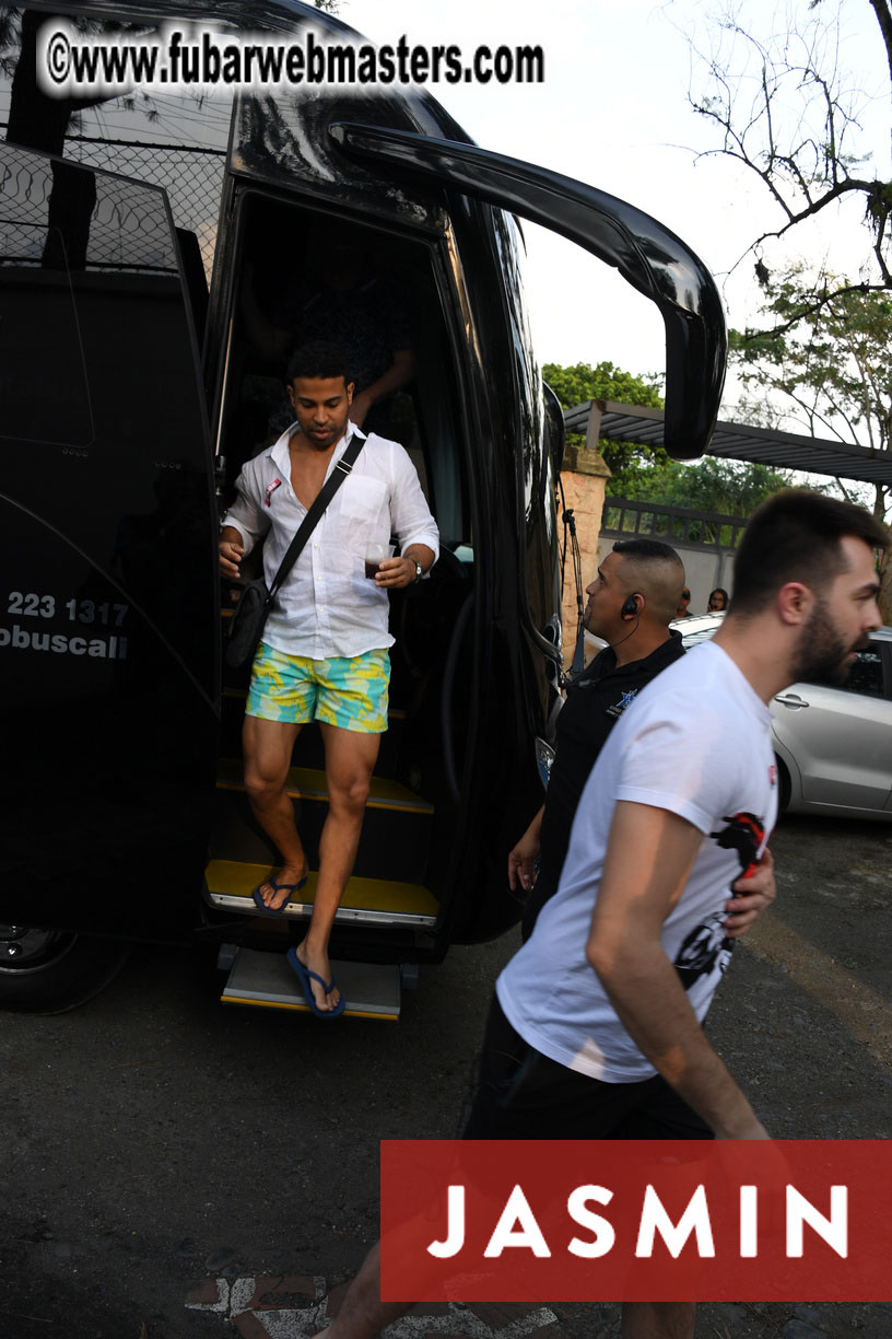 BongaCash Party Bus
