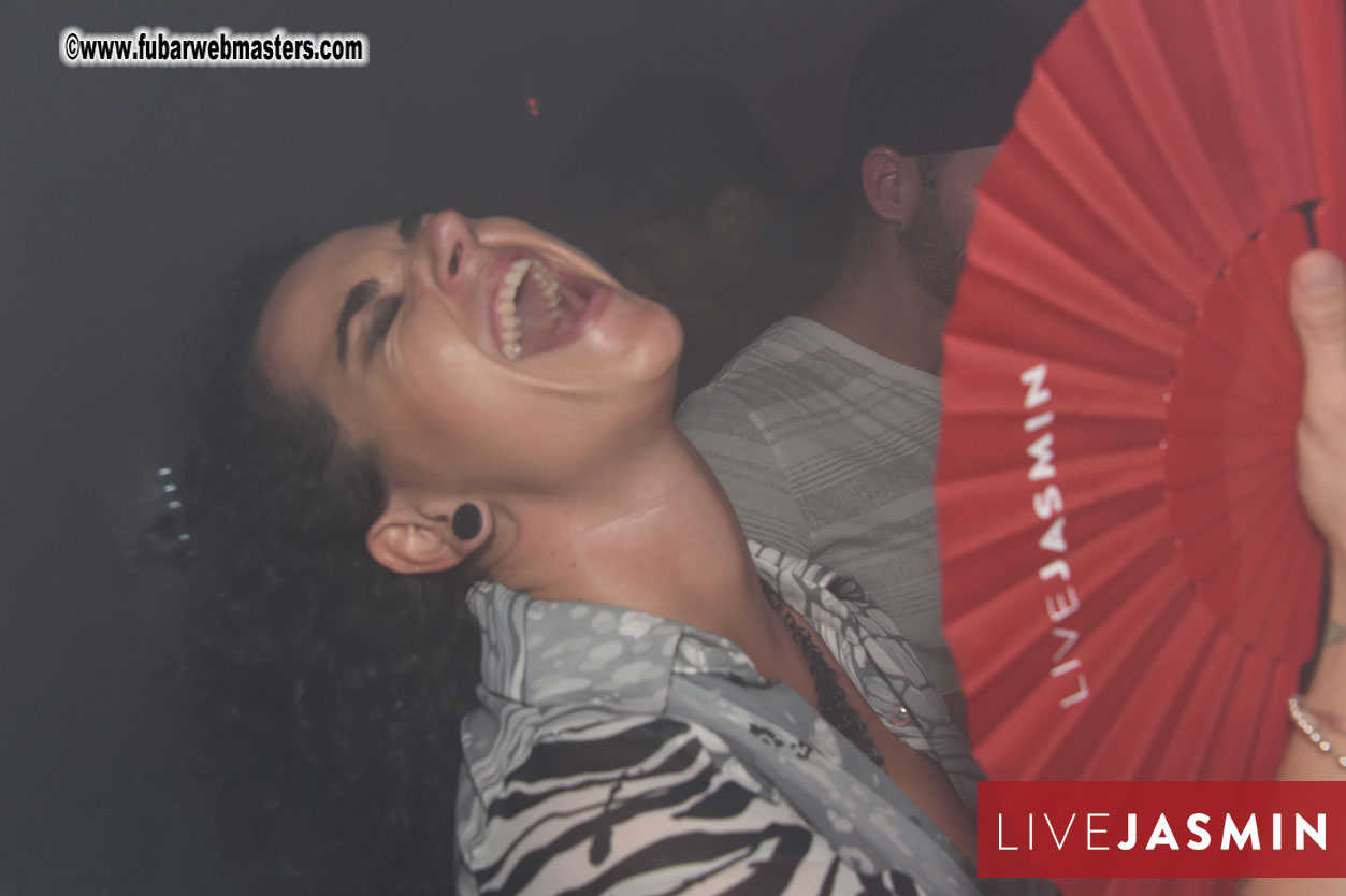 LIVEJASMIN Candy, Closing Party