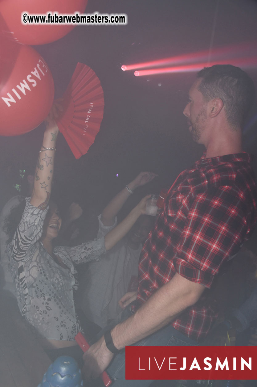 LIVEJASMIN Candy, Closing Party