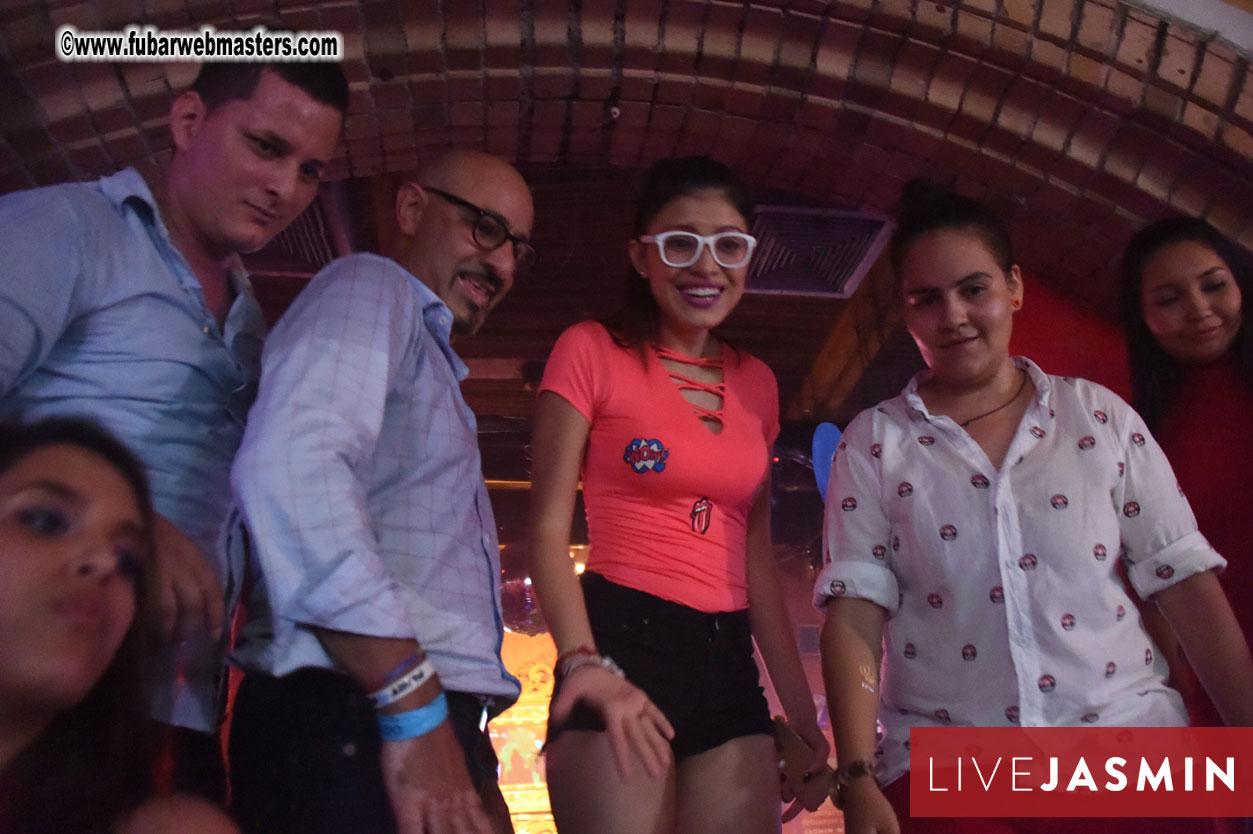 LIVEJASMIN Candy, Closing Party