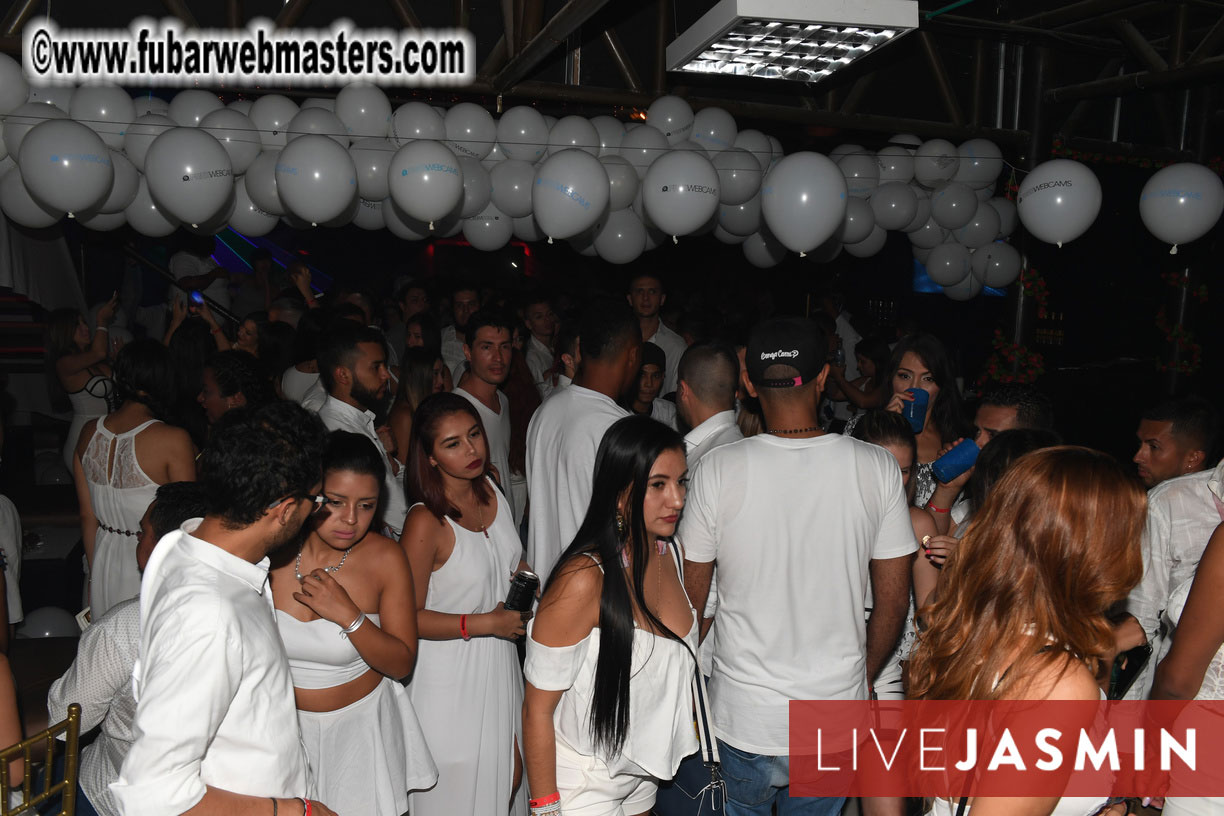 FreeWebCams White Party