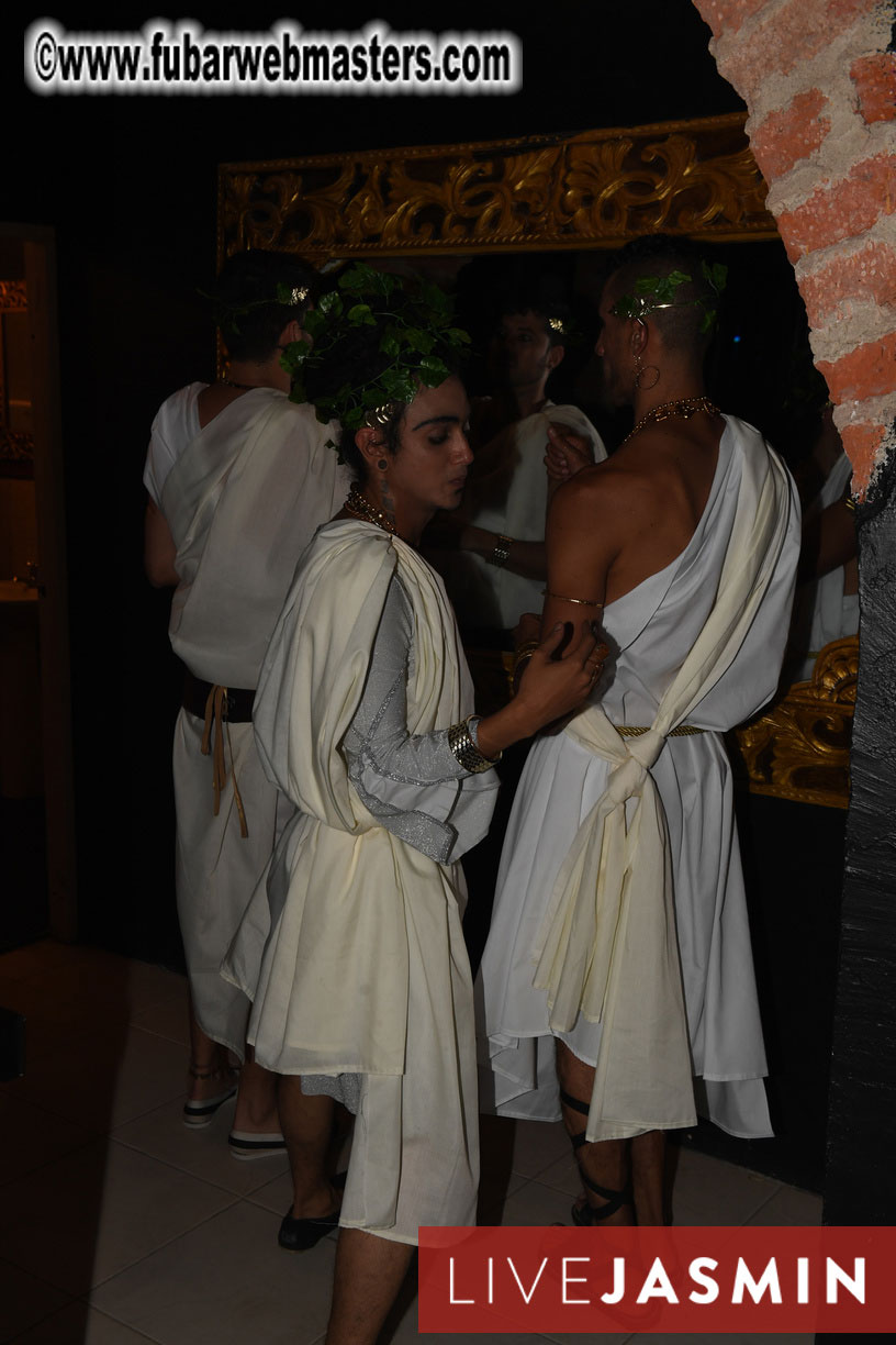 FreeWebCams White Party