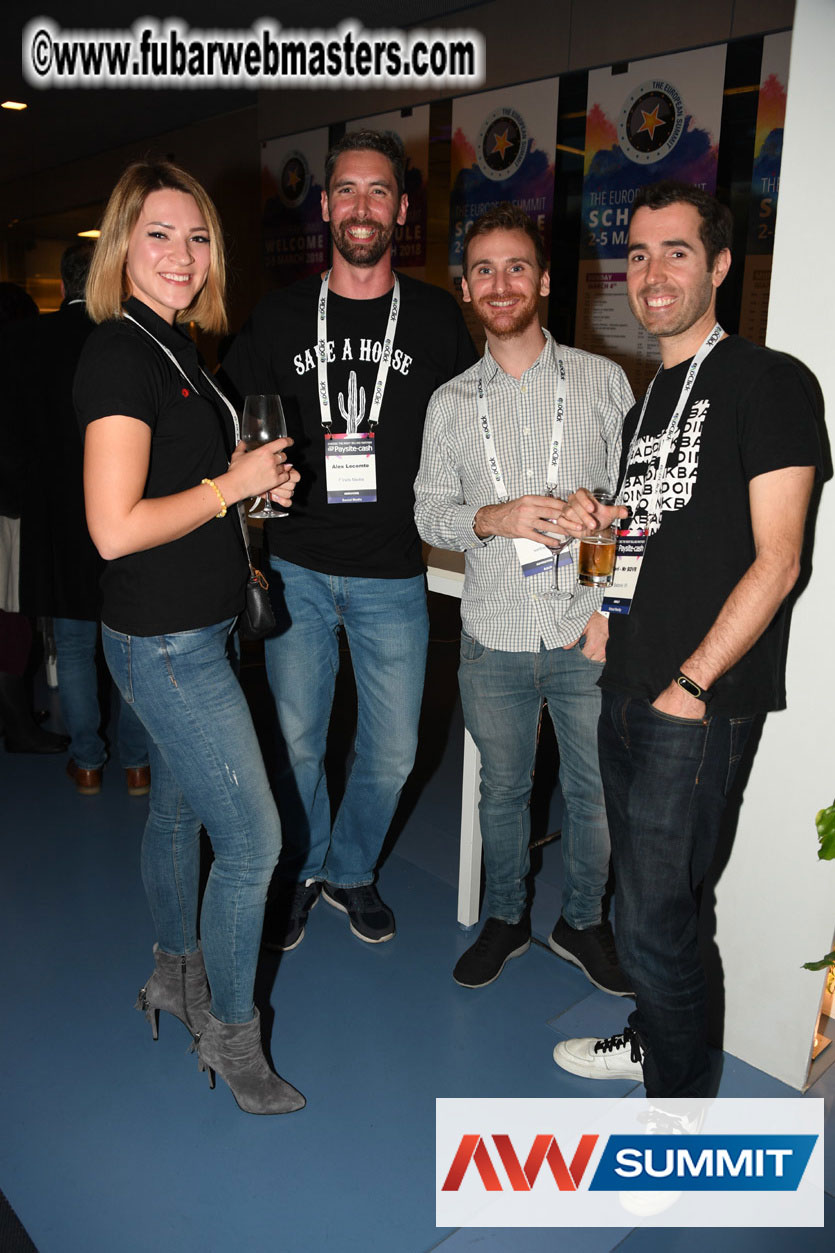 Stripcash Happy Hours