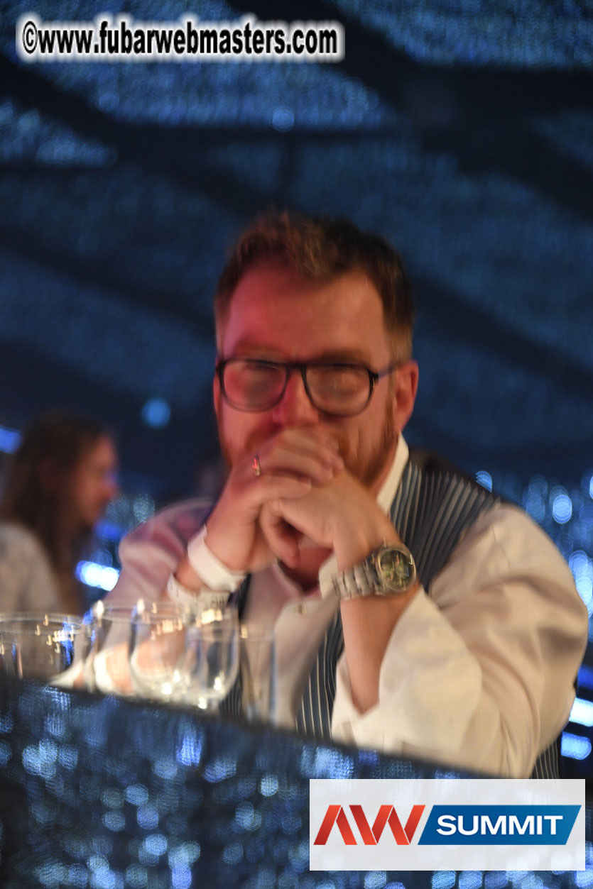 Live Cam Awards Show