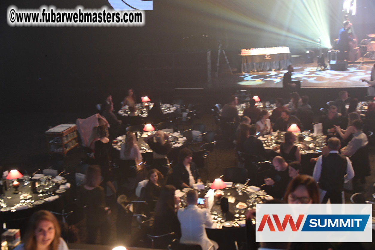 Live Cam Awards Show