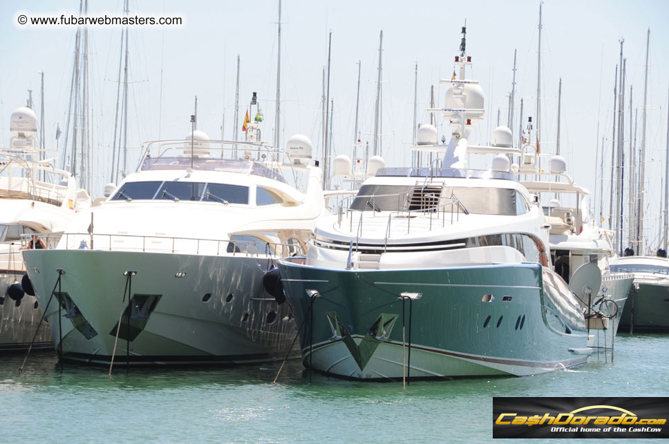 Biz and Fun in the Sun