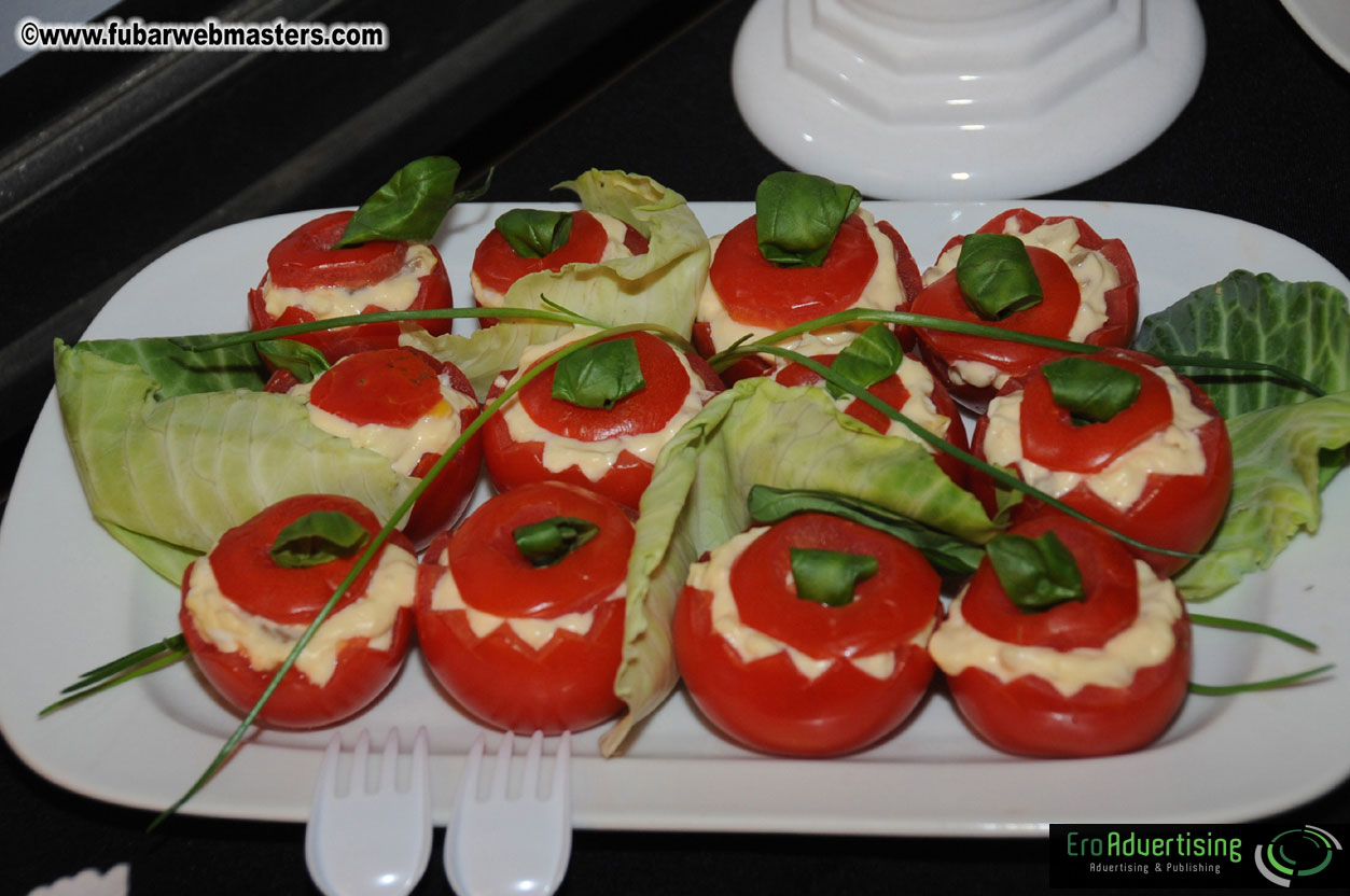 After-show Party in the Lunes Bar