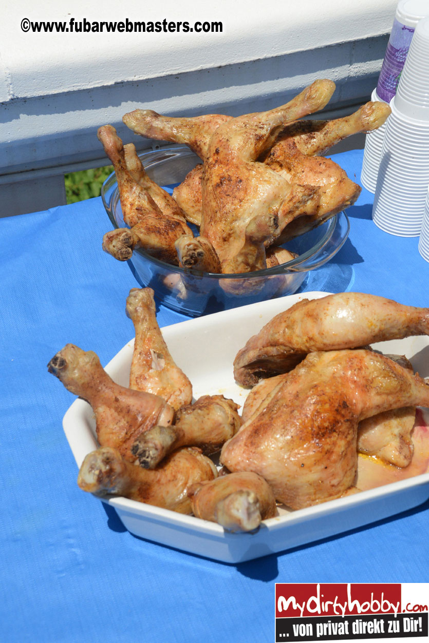 Traditional MOMO Party @ Thommy & Alena's