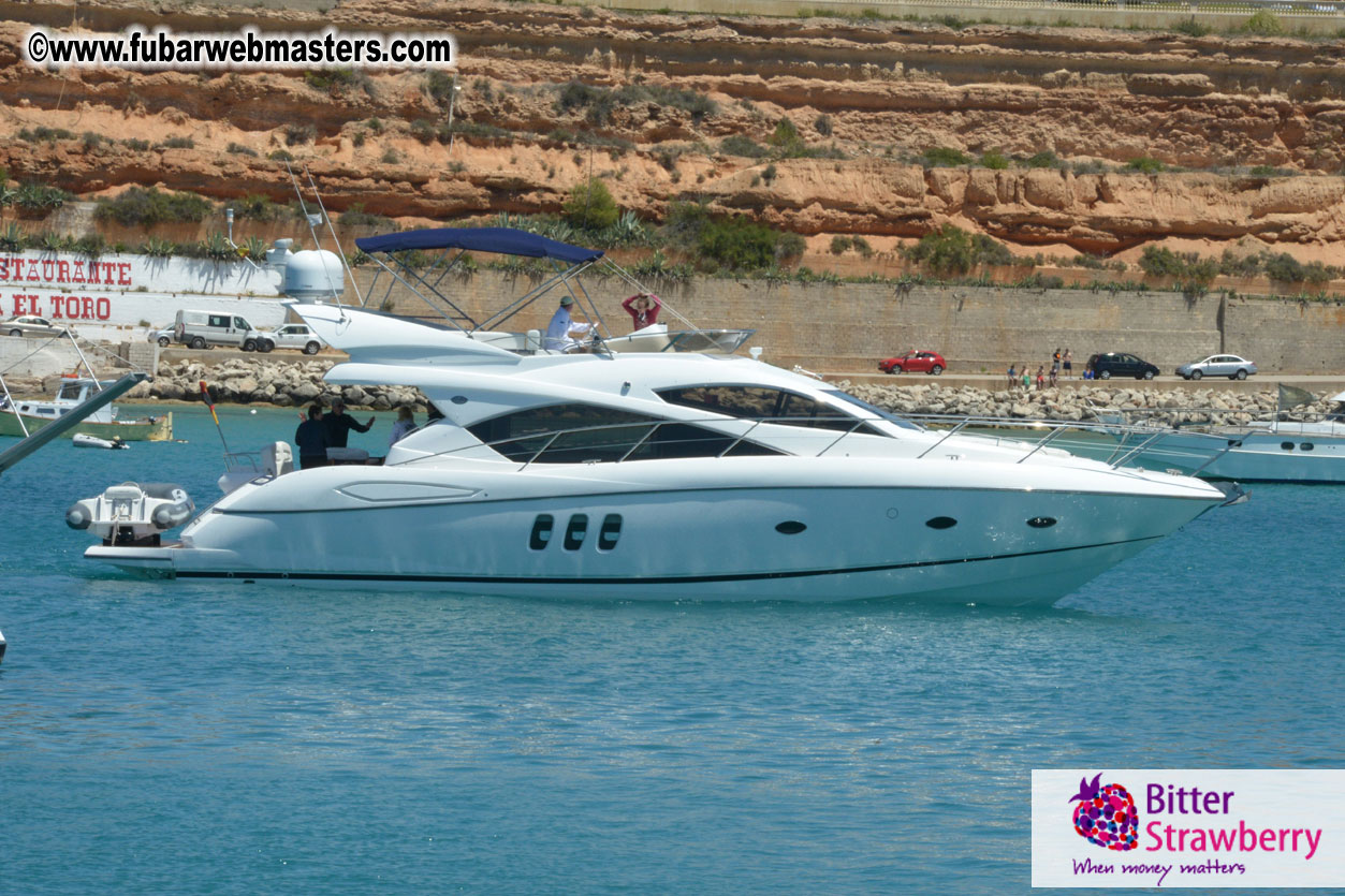 Boat trip with cool drinks & hot girls