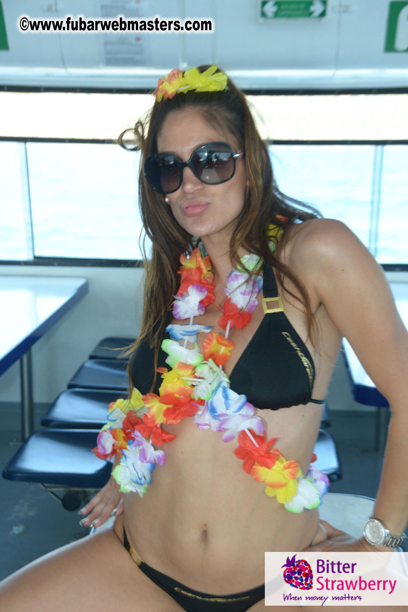 Boat trip with cool drinks & hot girls