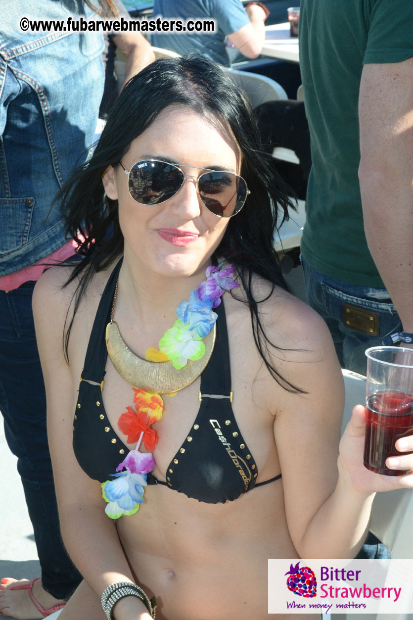 Boat trip with cool drinks & hot girls