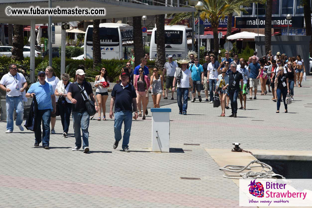 Boattrip with cool drinks & hot girls