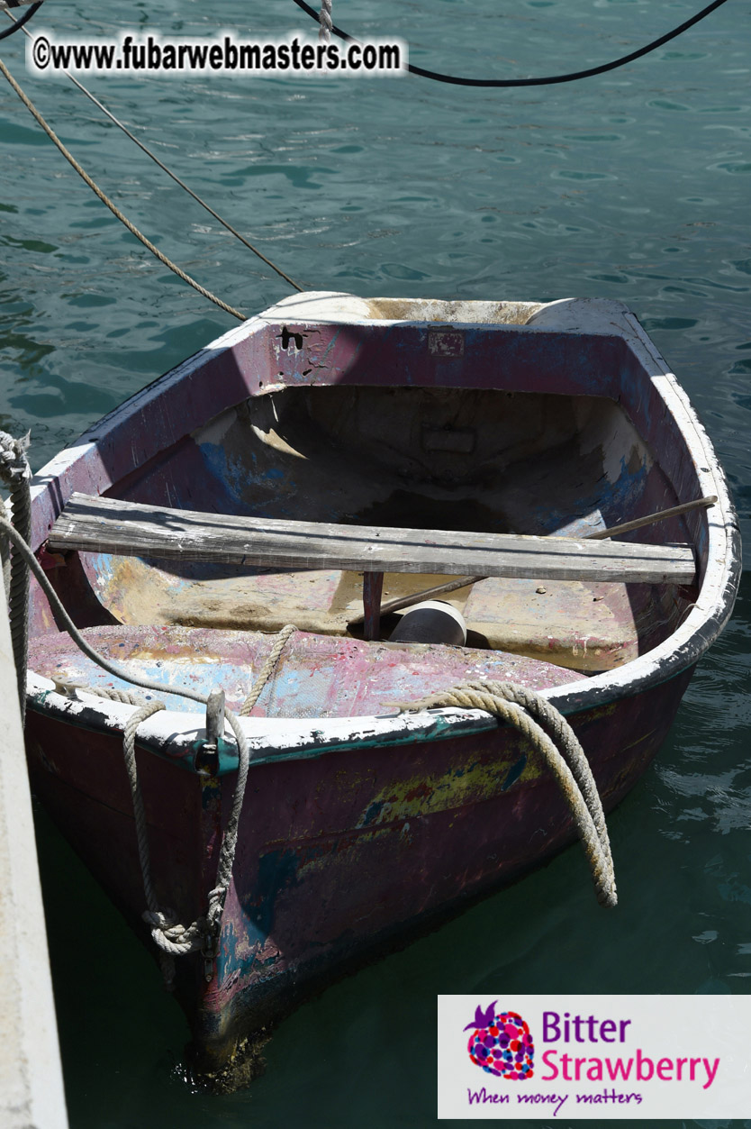 Boat trip with cool drinks & hot girls