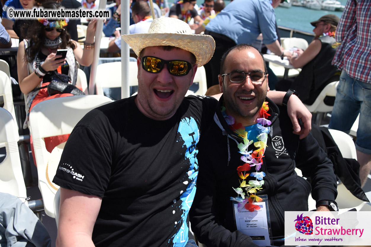 Boat trip with cool drinks & hot girls