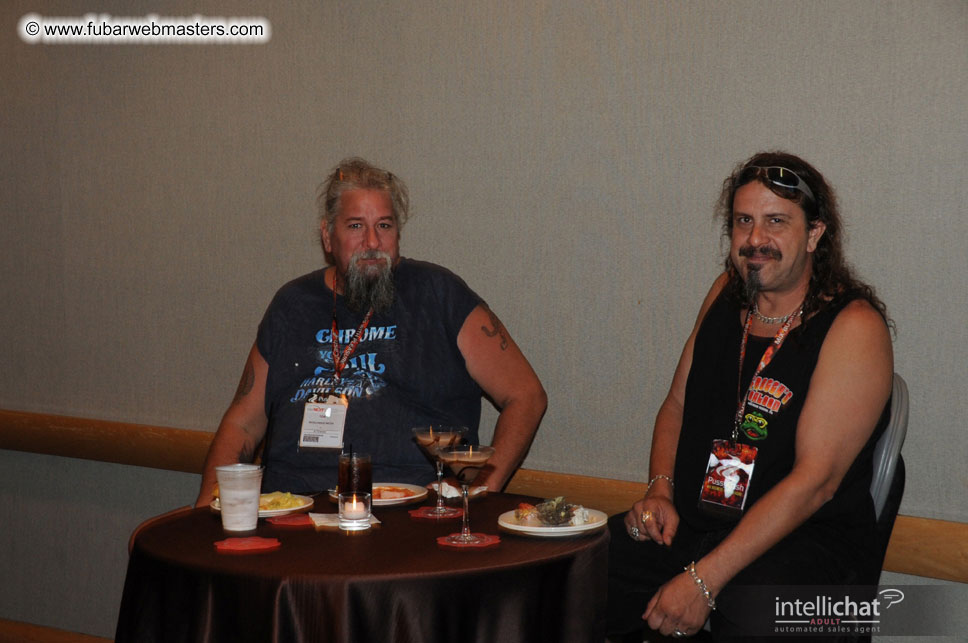 Dinner with the Pin-up Starlets of the 21st Centur