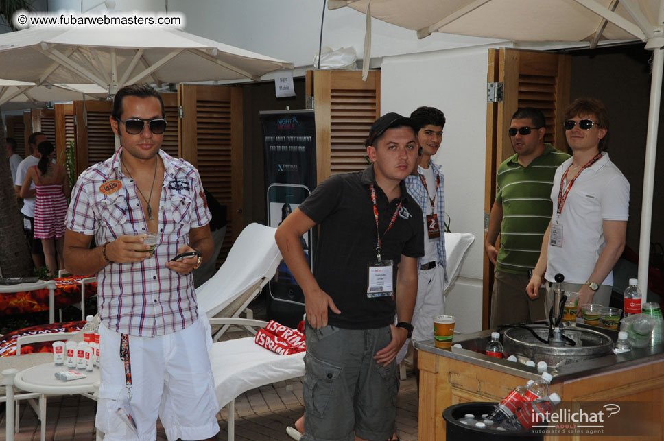 Dinner with the Pin-up Starlets of the 21st Centur