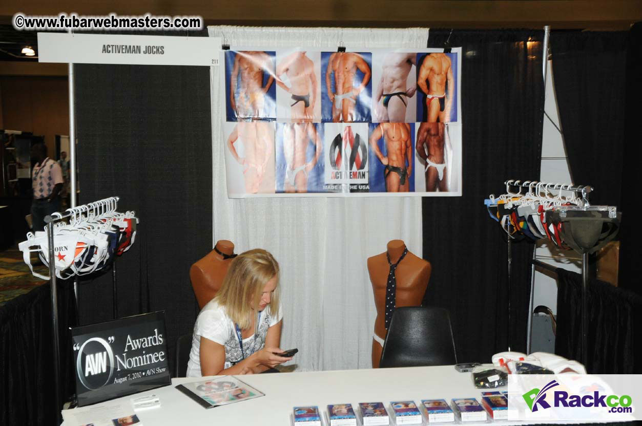 Novelty Exhibit Floor and Demo Lab