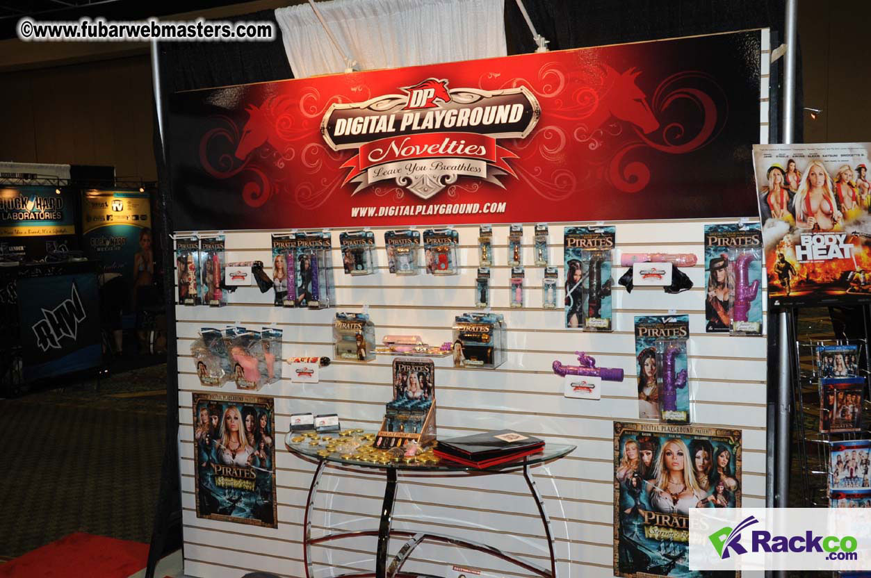 Novelty Exhibit Floor and Demo Lab