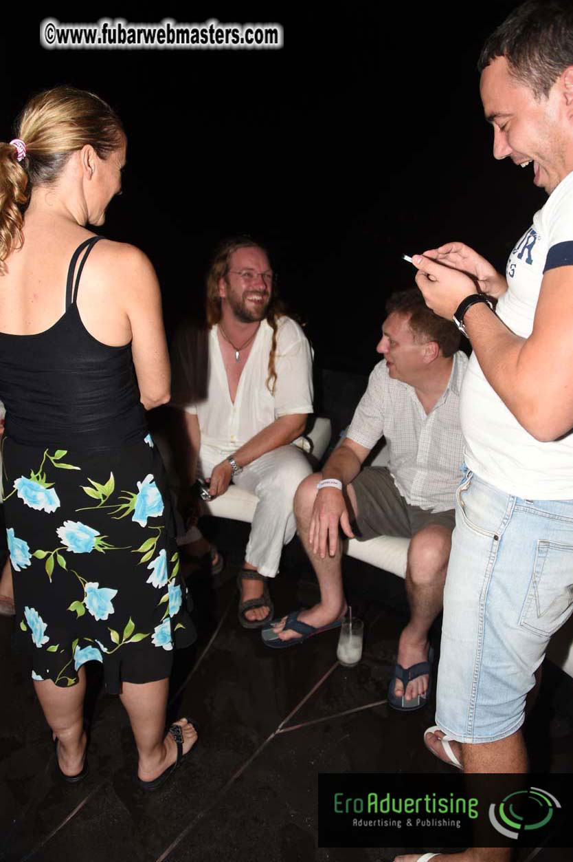 Dating Factory Late-Night Bar