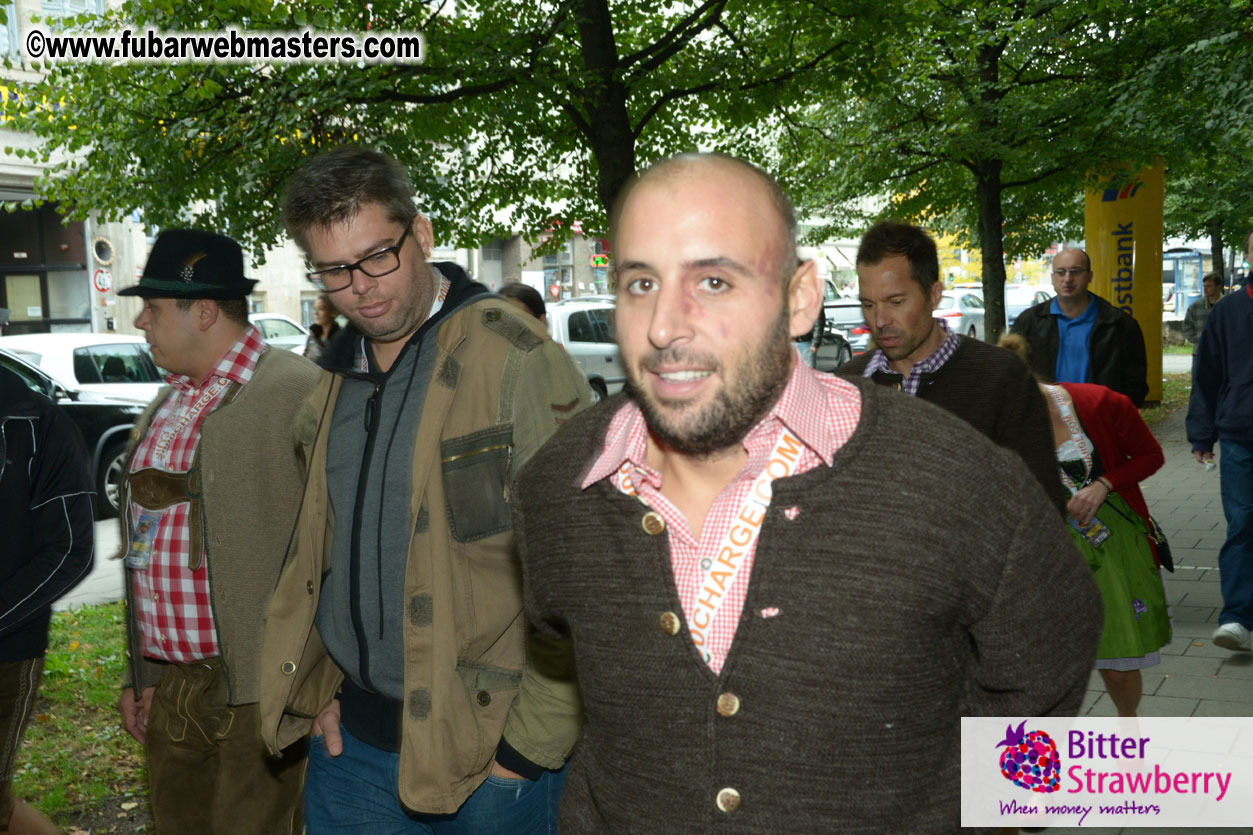 Beer tent seating in the legendary Hofbr?ñu Festze