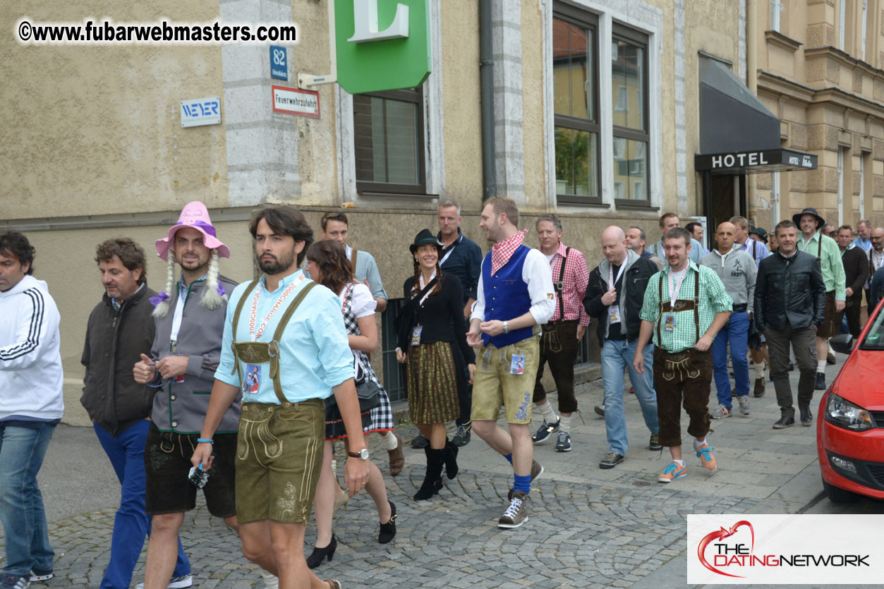 Beer tent seating in the legendary Hofbr?ñu Festze