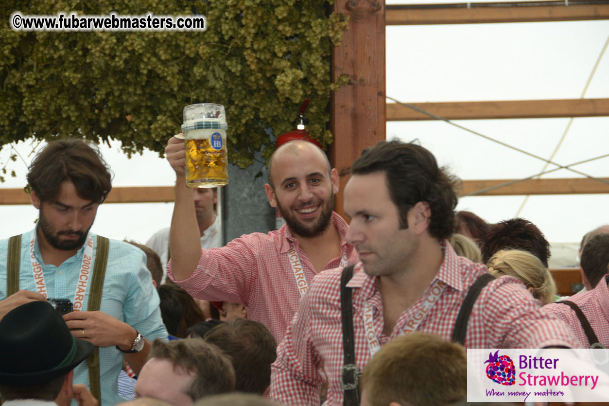 Beer tent seating in the legendary Hofbr?ñu Festze