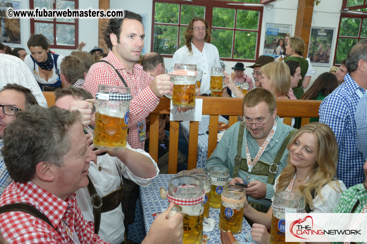 Beer tent seating in the legendary Hofbr?ñu Festze