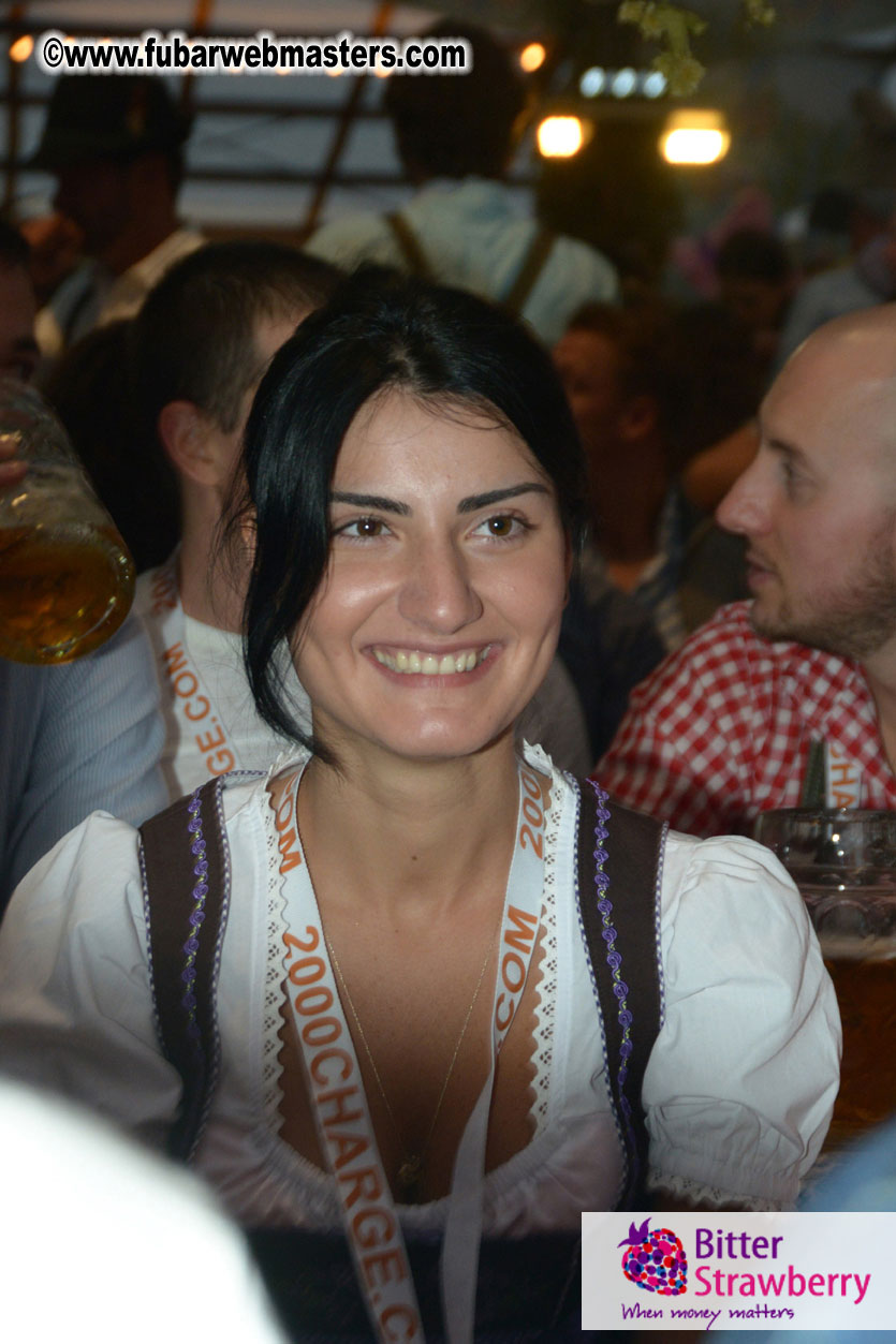 Beer tent seating in the legendary Hofbr?ñu Festze