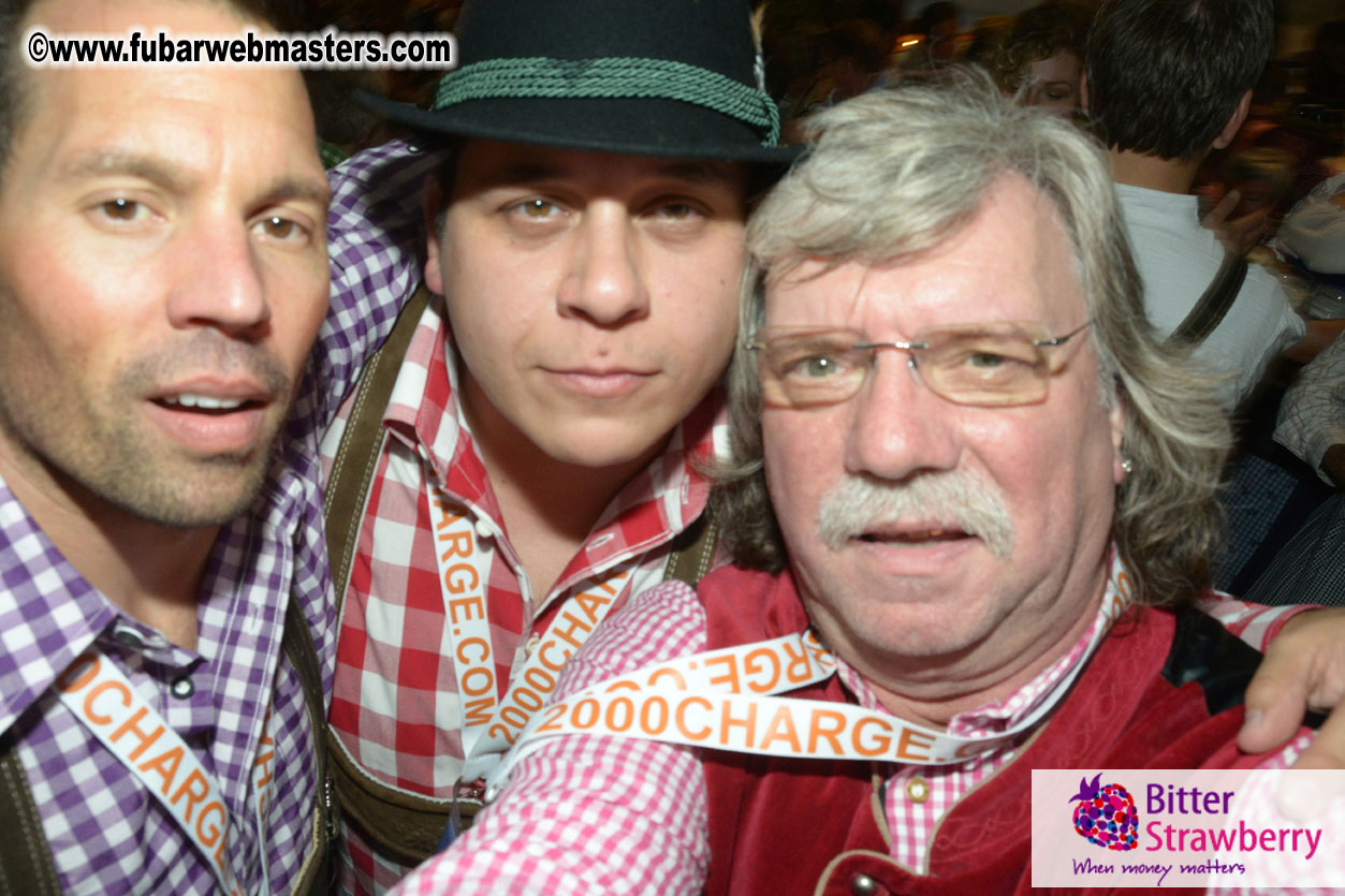 Beer tent seating in the legendary Hofbr?ñu Festze