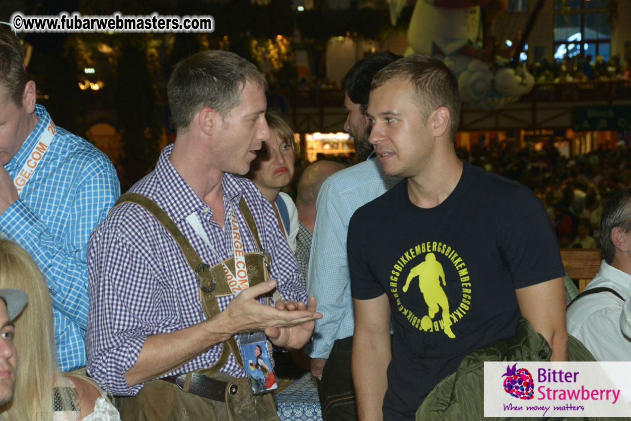 Beer tent seating in the legendary Hofbr?ñu Festze