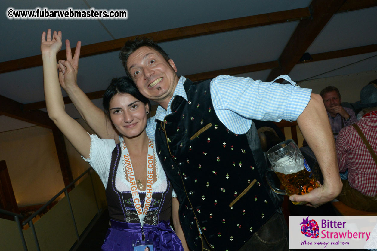 Beer tent seating in the legendary Hofbr?ñu Festze