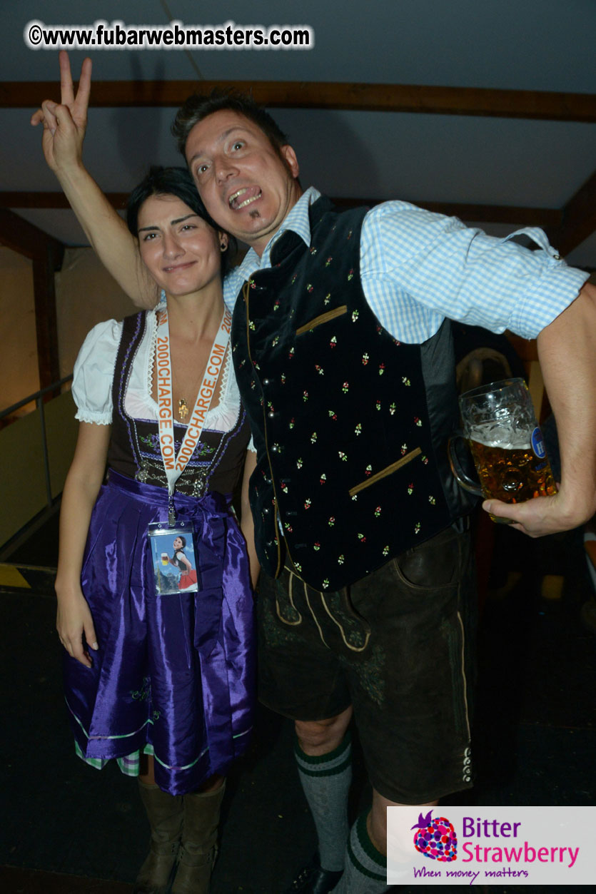 Beer tent seating in the legendary Hofbr?ñu Festze