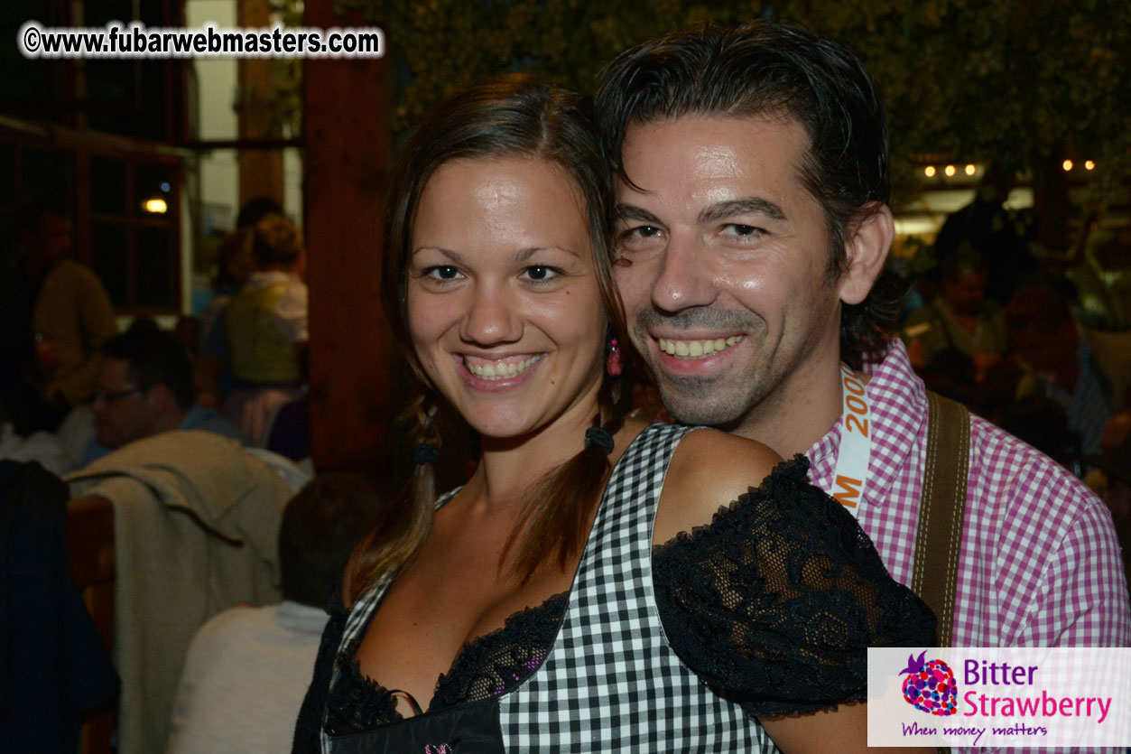 Beer tent seating in the legendary Hofbr?ñu Festze