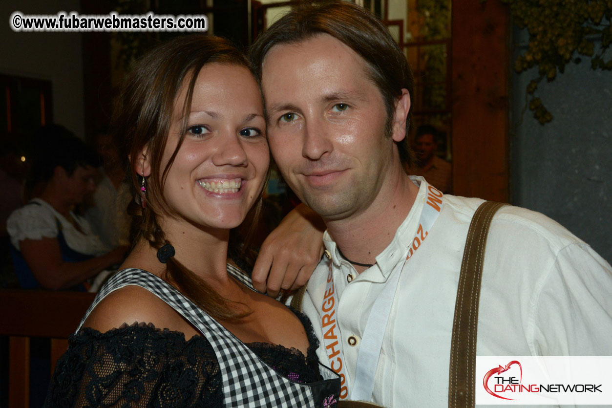 Beer tent seating in the legendary Hofbr?ñu Festze