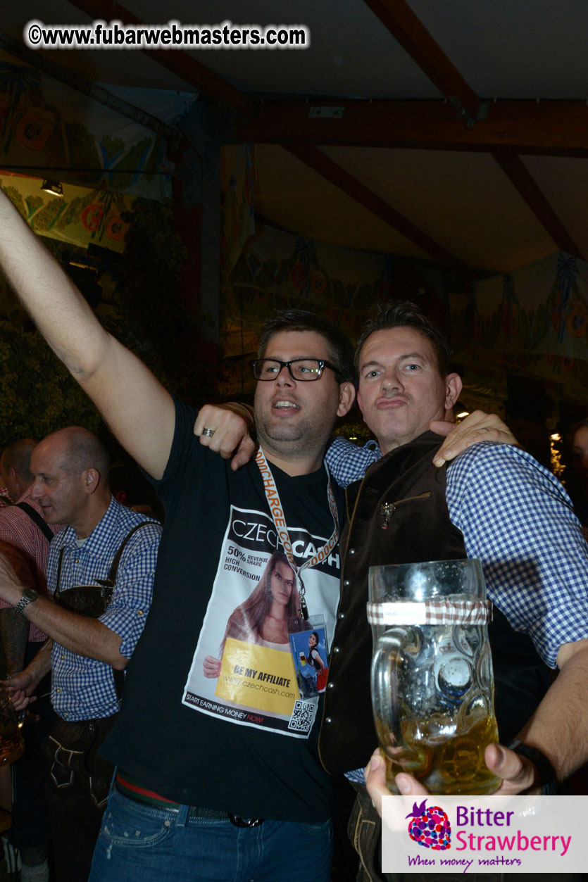 Beer tent seating in the legendary Hofbr?ñu Festze