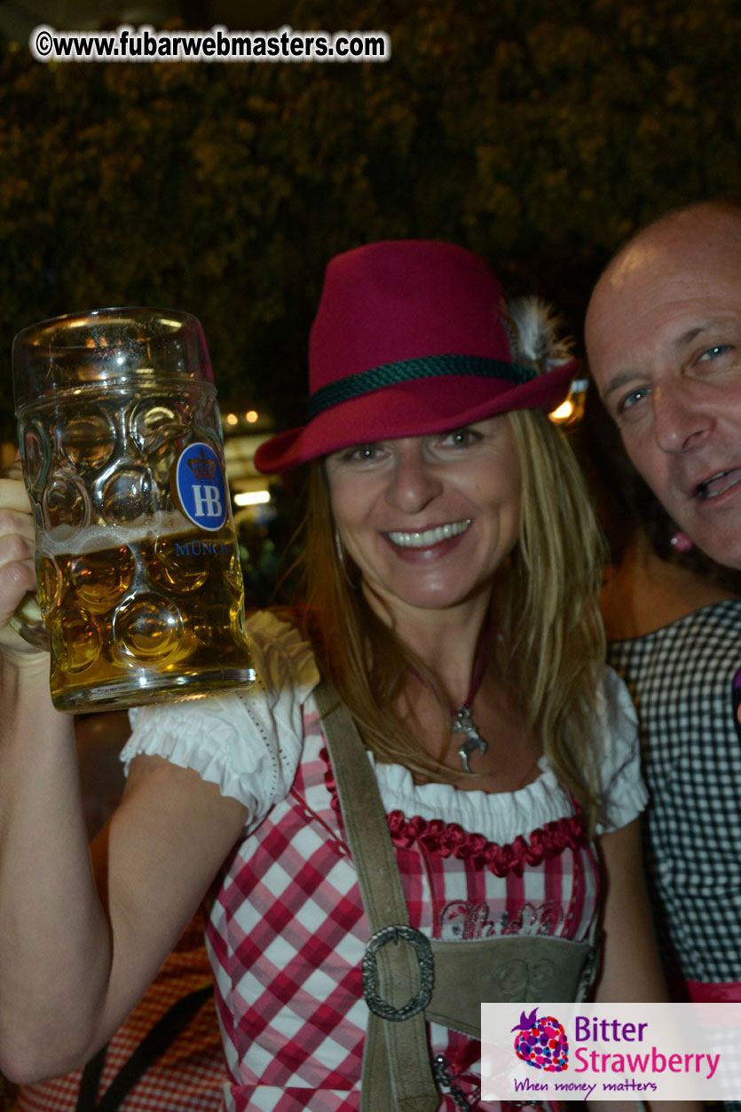 Beer tent seating in the legendary Hofbr?ñu Festze