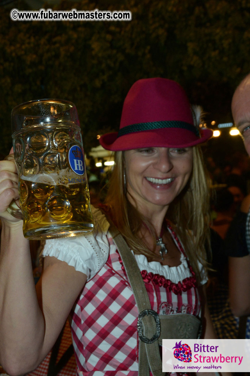 Beer tent seating in the legendary Hofbr?ñu Festze