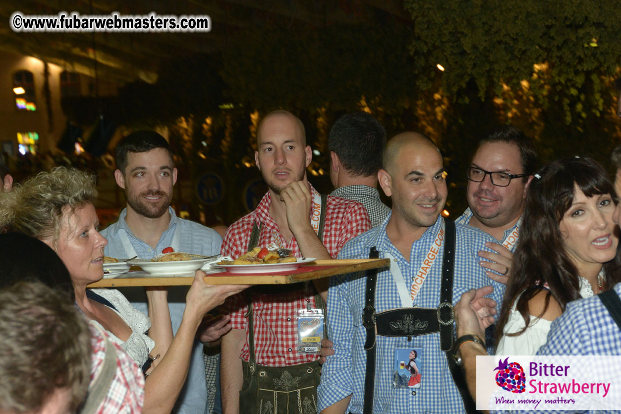 Beer tent seating in the legendary Hofbr?ñu Festze